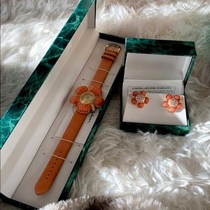 Vintage watch do not have earrings only watch